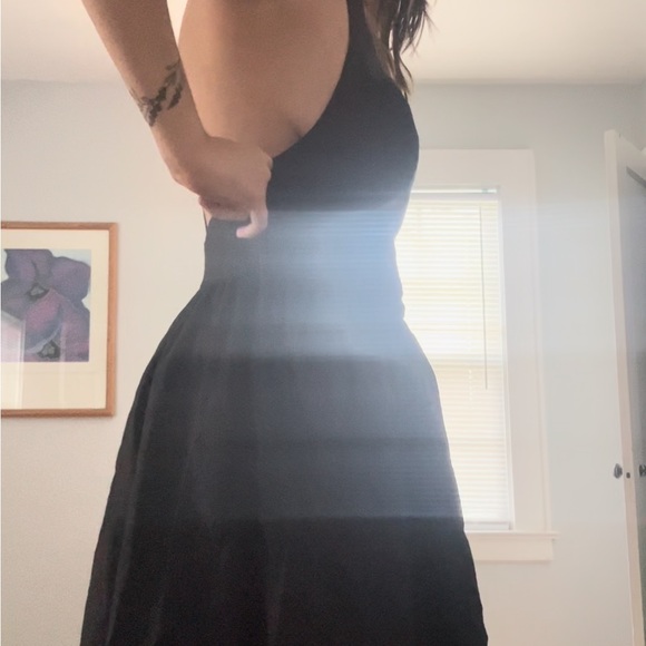 Black Linen Reformation Halter Dress - Picture 4 of 4